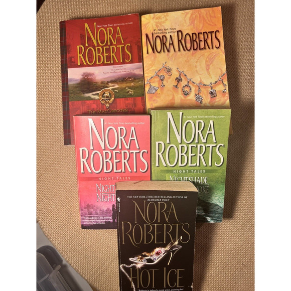 Nora Roberts Romantic Suspense Novels Paperback-- Mixed Lot of 5 - Picture 1 of 12